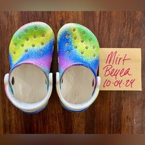 Crocs 🌈 Tie Dye Size 5c